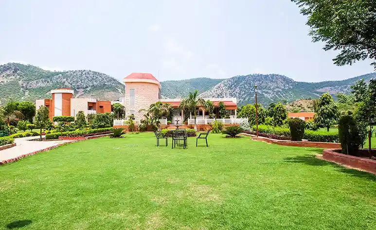 Best 4-star Resorts in Sariska